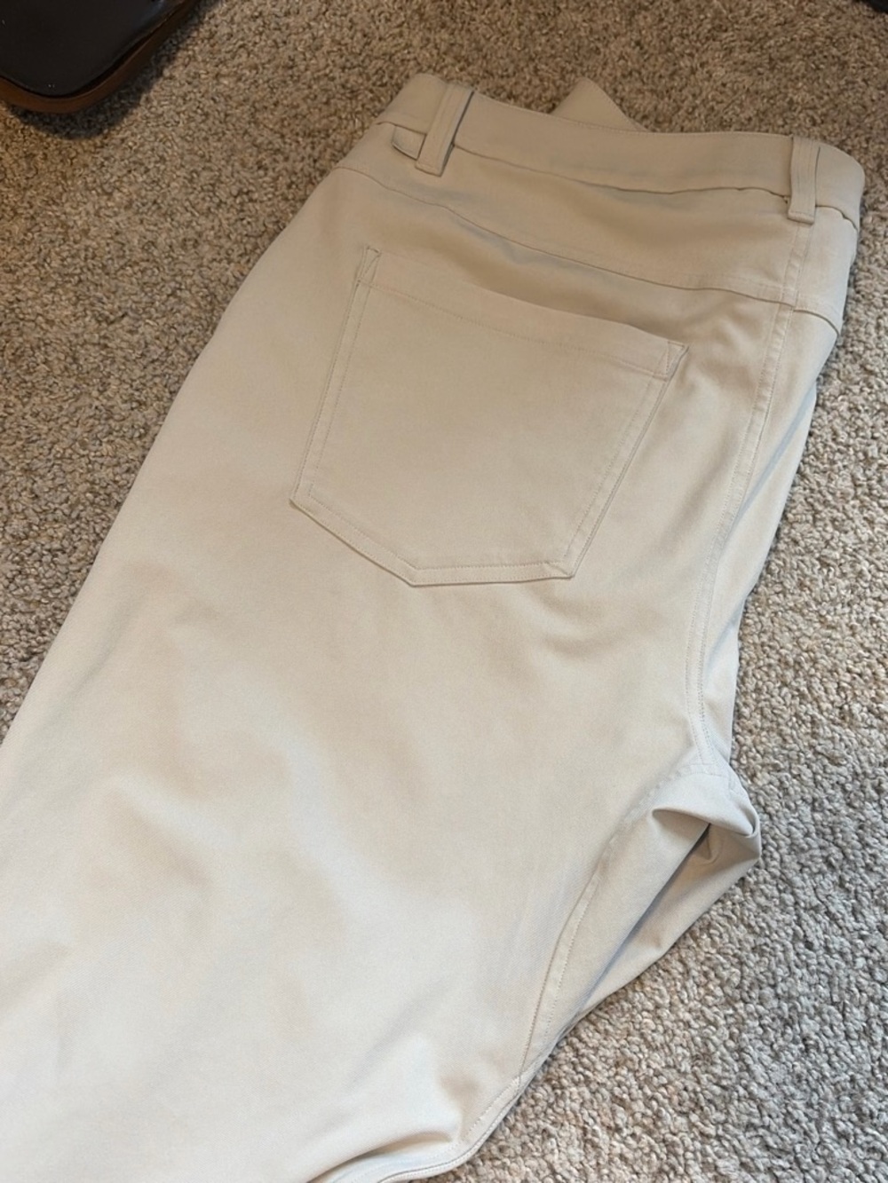 lululemon athletics Khaki Stretch pants